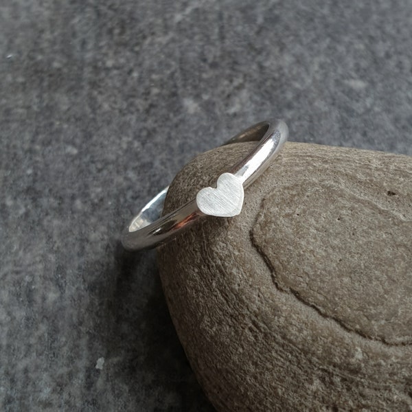 Silver heart ring, Sterling stacking ring with tiny heart, Romantic gift for girlfriend, All sizes made to order