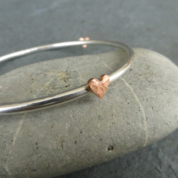 Silver and copper heart bangle,  Romantic gift for wife, Copper anniversary gift, 7th wedding anniversary, Mixed metal jewellery