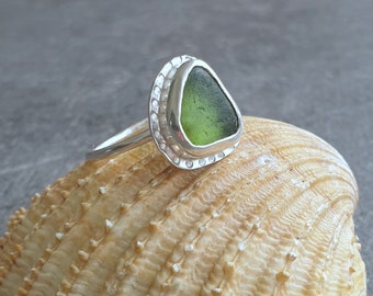 Sea glass ring, Mid green seaglass, Ring size O, Ring size 7, Triangle stone ring, Gift for beach lover