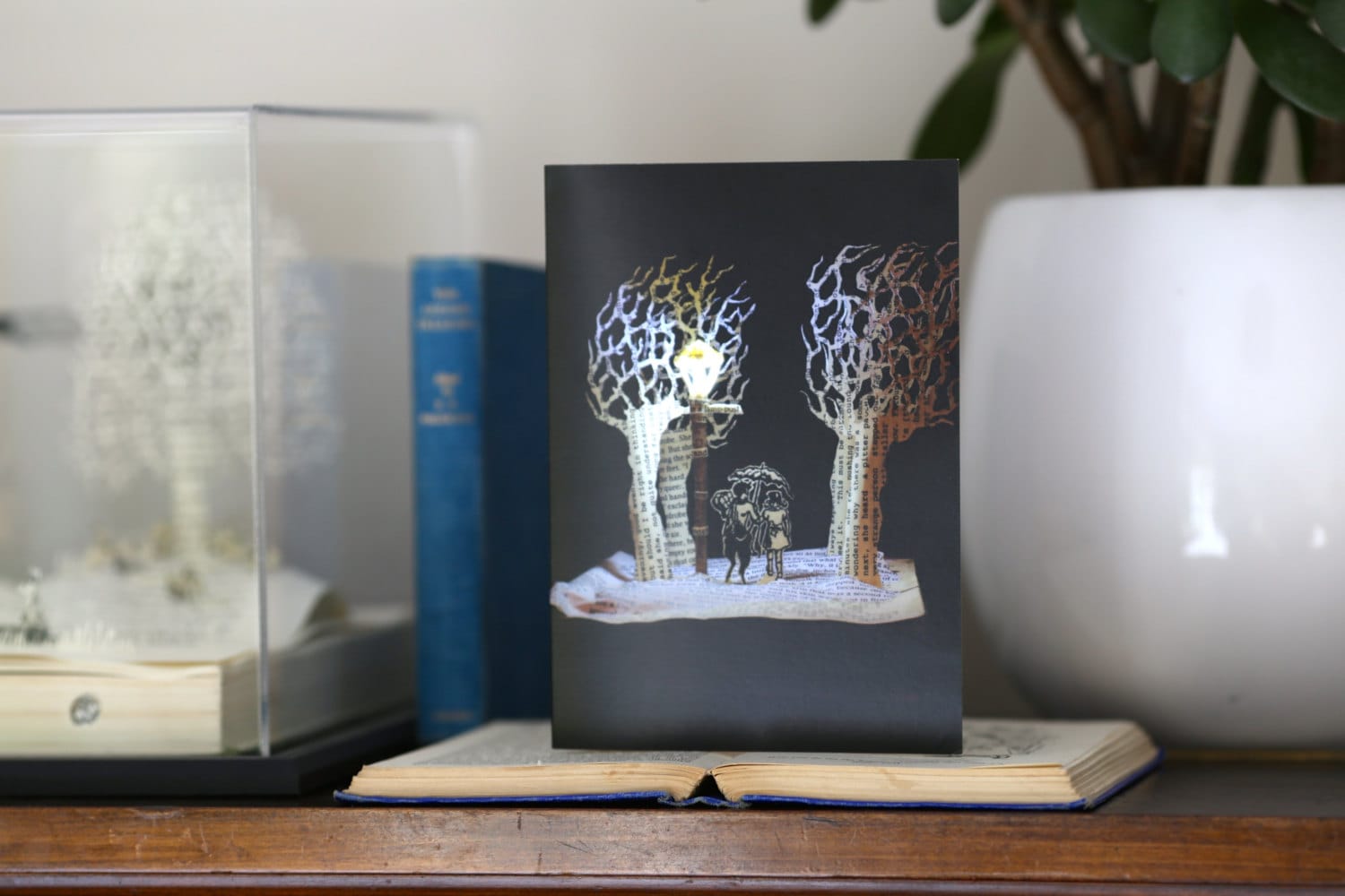 M Tumnus Et Lucy La Lampe Narnia Lampe Carte Danniversaire Etsy France m-tumnus-et-lucy-la-lampe-narnia-lampe-carte-danniversaire-etsy-france