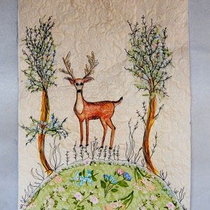 Collage de tela, arte de fibra de paisaje, postal de fibra, edredón de arte, edredón, tono de tierra de fibra de tono natural, decoración casera de primavera