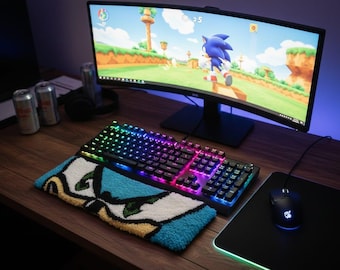 Tufted Keyboard Rug – Custom Gamer Desk Mat – Handmade Keyboard Wrist Rest
