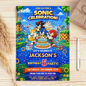 Może przedstawiać: Żywe zaproszenie na przyjęcie urodzinowe z motywem Sonic the Hedgehog. Projekt przedstawia Sonica i jego przyjaciół wokół tortu, z tekstem "SONIC CELEBRATION!" i szczegółami przyjęcia. Zaproszenie jest na niebieskim tle.