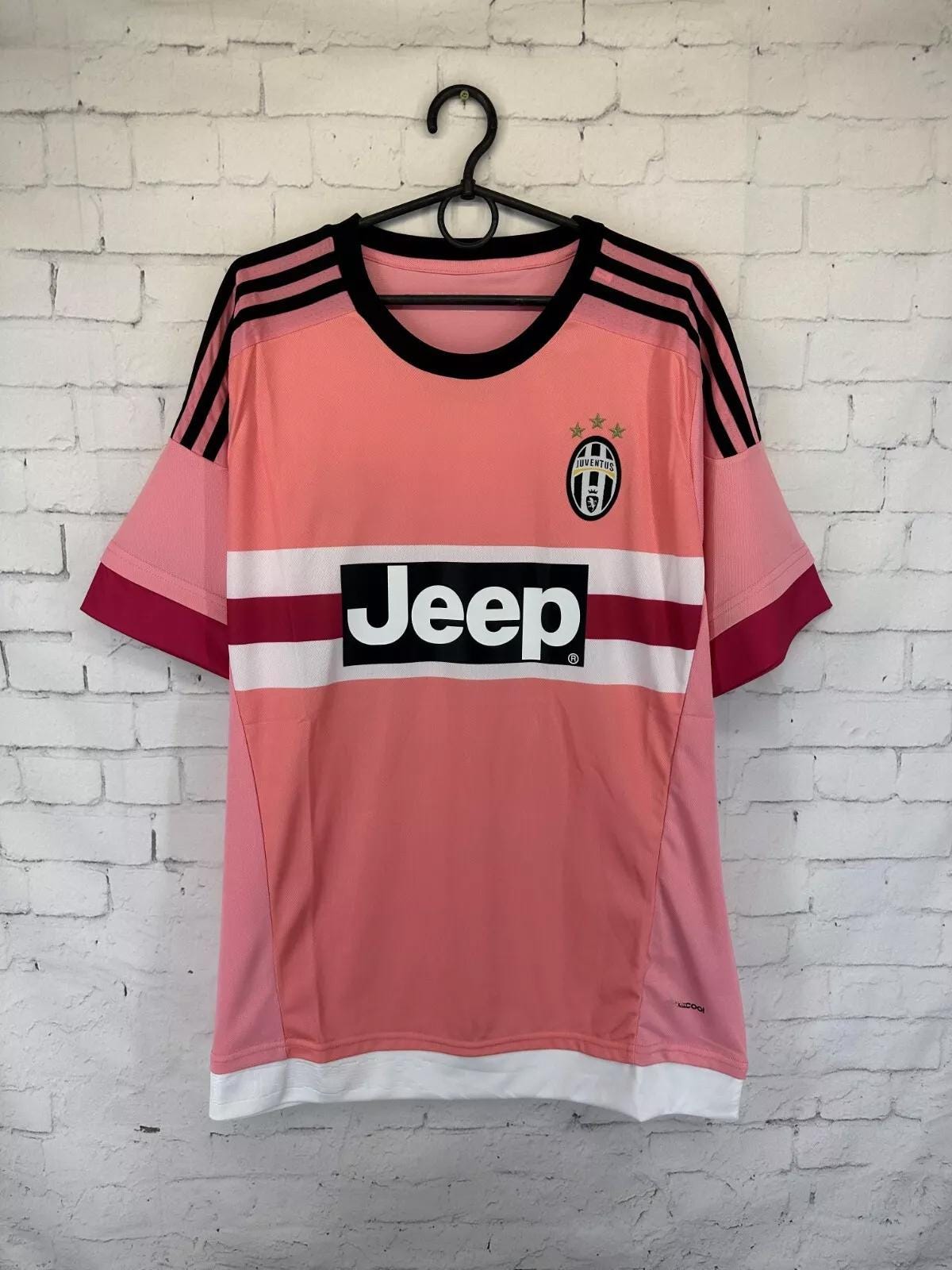 Juventus ピンクレプリカサッカーウェア Juventus Nike 2012-2013 Lichtsteiner #26 Pink Soccer Jersey Sz M