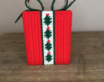 Vintage Needlepoint Tissue Box Cover Nostalgic Christmas Holiday Decor Red