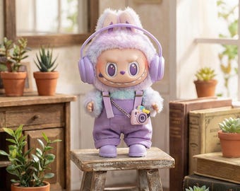 SOLO CONJUNTO, Ropa para Muñecas Labubu de 15 a 17 cm: Auriculares y Mono Pastel, Conjunto Kawaii