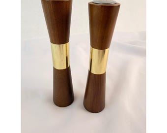 MCM Nasco Wood Salt and Pepper Shakers Brass Band Hourglass Japan 7in Vintage