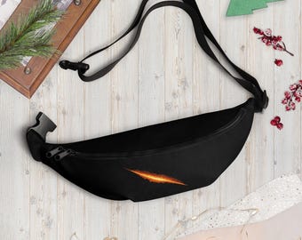 Marsupio minimalista nero, borsa a cintura estetica, marsupio grafico Ember, borsa a tracolla streetwear unisex, Burn Trace