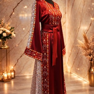 Embroidered Palestinian Thobe: Hand-Embroidered Traditional Dress