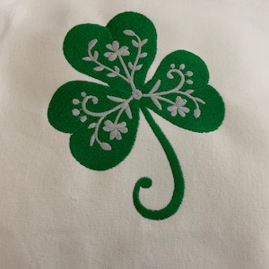 New Tea Kitchen towel embroidered SHAMROCK St Patrick&#39;s day CEltic