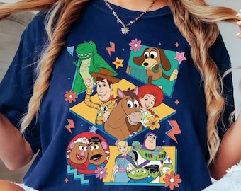 Toy Story Squad Shirt, Woody Buzz Lightjahre Jessie Bullseye T-Shirt, Disney Familienurlaub Shirt, Retro Toy Story Charaktere Geschenk, Disney Reise