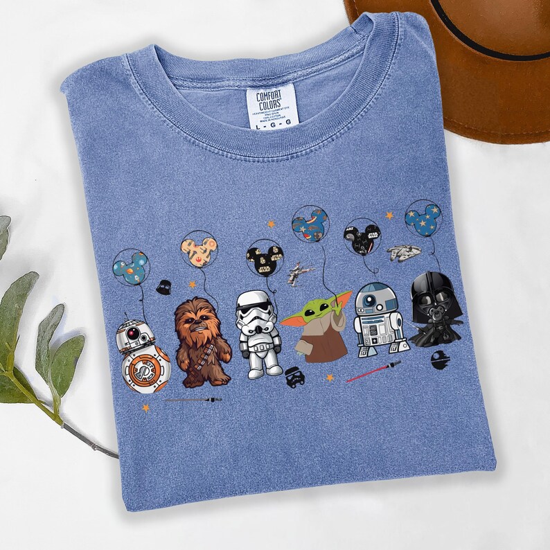 Camiseta Comfort Colors Star Wars con globos, camiseta de Star Wars con orejas de Mickey, camiseta de vacaciones familiares de Disney, camiseta de Baby Yoda, Darth Vader, R2D2 y Chewbacca. imagen 5
