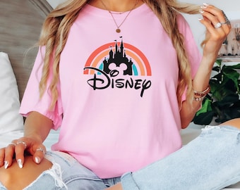 Retro Disney Schloss Regenbogen Shirt, Micky Maus Ohren Familien Urlaub T-Shirt, Magic Kingdom Schloss Shirt, Disney Weltreise, Disneyland Geschenk