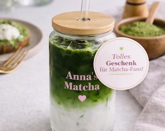 Personalisiertes Matcha Glas mit Name | Iced Matcha Latte Becher mit Strohhalm | Geschenk für Matcha Lover