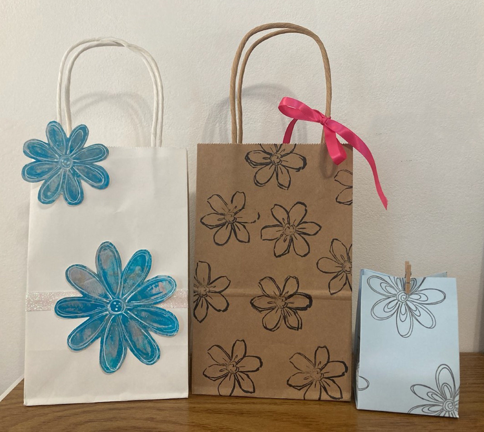 Kraft Hand Painted Gift Bag With Handles and Ribbon, SET of 3 Bags
