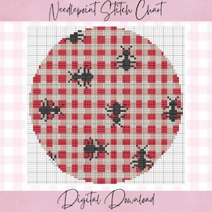 Op de afbeelding: Een digitaal kruissteekpatroon met een cirkelvormig ontwerp. Het heeft een rood-wit ruitpatroon met zwarte insectenmotieven. De tekst luidt "Needlepoint Stitch Chart" en "Digital Download" in cursief.