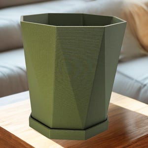 3D Printed Geometric Planter Pot | With Drainage & Drip Tray