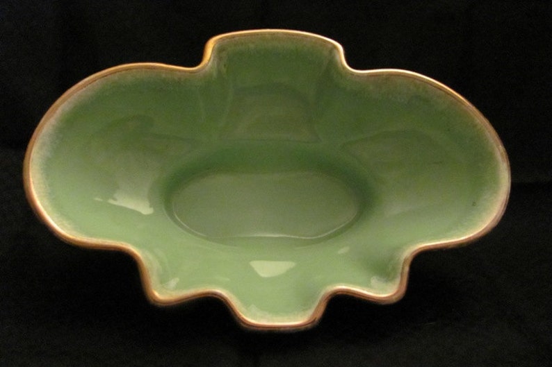 USA Mint Green Decorative Pottery number 602 Gold and White drip rim NICE leaf shape image 2