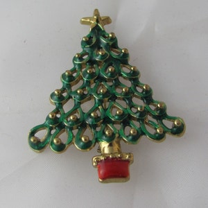 Holiday Christmas Tree with Enamel on a Vintage Brooch pin image 1