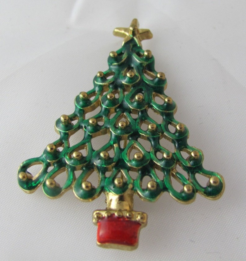 Holiday Christmas Tree with Enamel on a Vintage Brooch pin image 5