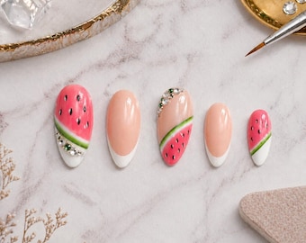 Minimalist Watermelon Press On Nails Almond Shape Glue On Nails Cute Fruit Summer Gel Nails Reusable Fake Nails Set