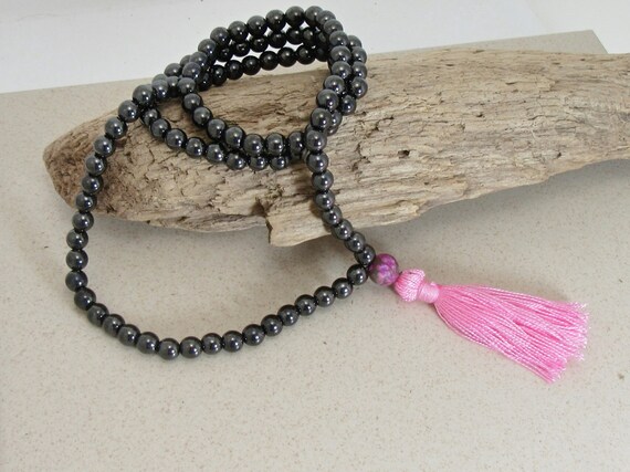 Women S Magnetic Magnetite Mala 108 Floating 8 Mm Black Etsy
