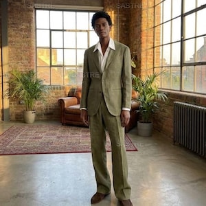 Olive Green Linen Suit – 2-Piece Unstructured Summer Wedding Attire