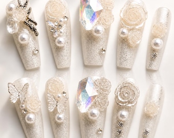 Pearl Bridal Press On Nails, Luxury White Flower Nails, 3D Crystal Nails, Elegant Wedding Nails, Rhinestone Nail Set