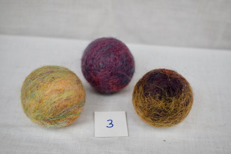 Needle felted balls for cats image 2