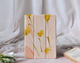 Retro Floral iPad Case For 11/10/9/8 Gen, Air 7/6/5 A16 13" 11" 10.9" Pro 12.9 Inch M4 M3 Mini 6/7, iPad Case with Pencil Holder Cover