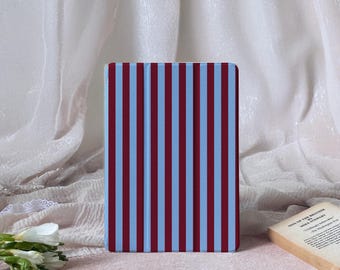 Blue Red Stripes iPad Case For iPad 11/10/9/8 Gen, Air7/6/5 A16 13" 11" 10.9" Pro 12.9 Inch M4 M3 Mini 6/7, iPad Case with Pencil Holder
