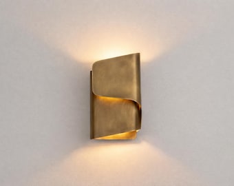 Moderne messing wandkandelaar | Sfeervolle indirecte wandlamp | Minimalistische slaapkameraccentlamp | Verlichtingsarmatuur hal