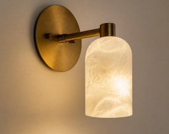 Aplique de pared de latón alabastro / Lámpara de pared minimalista con pantalla cónica / Lámpara de pared moderna de latón
