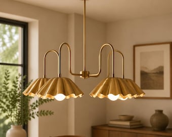 Lámpara de araña de latón con flores rizadas, iluminación moderna de mediados de siglo, lámpara de techo floral vintage, lámpara de araña para mesa de comedor, accesorio de latón llamativo