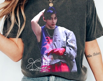 Komfort Farben BTS V Grafik T-Shirt, BTS World Tour Arirang Shirt, Vintage Kpop World Tour Shirt, Geschenke für Fan