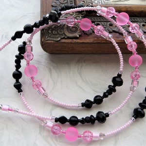 PINK and BLACK- Beaded Eyeglass or Mask Lanyard, Pink Eyeglass Chain, Mask Lanyard, Pink and Black Pearl Eyeglass Chain