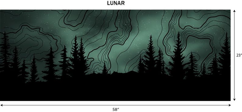 Puede incluir: Una pieza de arte mural rectangular con una silueta de bosque contra un cielo nocturno verde azulado y negro. La obra de arte mide 147 cm de ancho y 58 cm de alto, con la palabra "LUNAR" en la parte superior. El dise&ntilde;o presenta &aacute;rboles y l&iacute;neas onduladas.