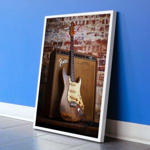 Lienzo con guitarra eléctrica Fender vintage y amplificador, arte mural de música retro, lámina de guitarra desgastada, decoración rock and roll, instrumento clásico imagen 3