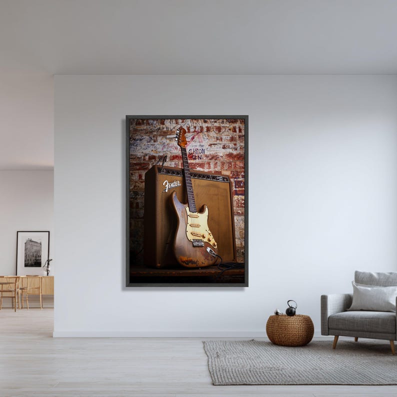 Lienzo con guitarra eléctrica Fender vintage y amplificador, arte mural de música retro, lámina de guitarra desgastada, decoración rock and roll, instrumento clásico imagen 5