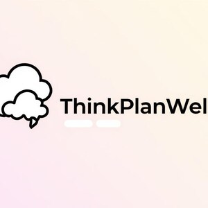 Puede incluir: El logotipo presenta un gráfico de nube estilizada en blanco y negro, junto con el texto "ThinkPlanWell" en una fuente limpia y sans-serif. El fondo tiene un degradado suave de rosa y amarillo.