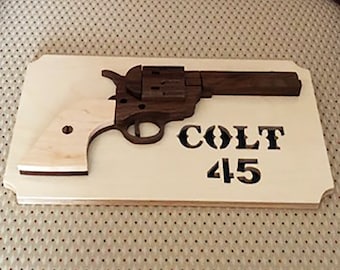 Colt 45 - Revolver - Scrollwork