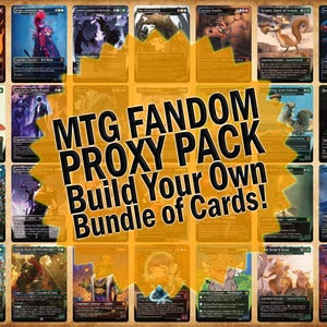 Op de afbeelding: Een set van drie keramische mokken met een gespikkelde, matte afwerking. De mokken zijn in crème, lichtgrijs en donkergrijs. Elke mok heeft een eenvoudig, modern ontwerp en een afgeronde handgreep.