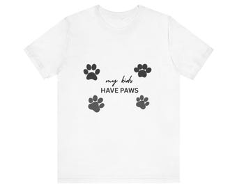 Pfotenabdrücke Handbeschriftetes Phrasen-T-Shirt | Hunde-Liebhaber-T-Shirt