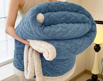 Luxury Throw Blanket, Warm Plush Coral Fleece Blanket, Fluffy Soft Faux Fur Throw, Elegant Home Decor Gift, Cozy Blanket for Mom