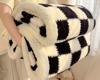 Flannel Fleece Throw Blanket, Soft Plaid Cozy Blanket, Plush Warm Winter Throw, Queen Size Fluffy Blanket, Cozy Home Decor Housewarming Gift