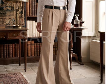 Schicke Beige Herrenhose mit weitem Bein, plissiert - Schlaghose im französischen Stil