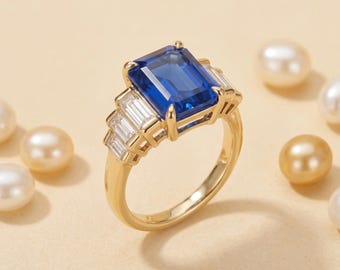 Anello di fidanzamento con zaffiro blu sintetico, anello a tre pietre taglio smeraldo in vermeil d'oro, argento sterling 925, regalo di compleanno per lei