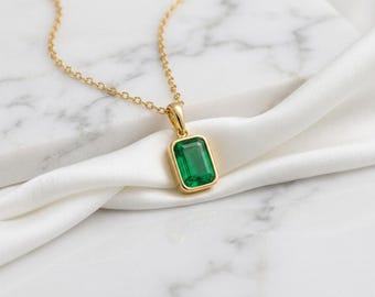 Lab Emerald Bezel Pendant Necklace, 14K Gold Vermeil Necklace, Emerald Cut Pendant, Sterling Silver Minimalist Gift for Her