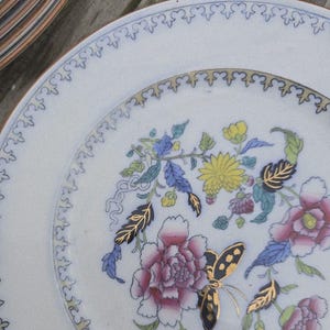 Set di 3 piatti a forma di farfalla floreale vintage – Boch Keramis Chinois, ceramica belga per la tavola primaverile