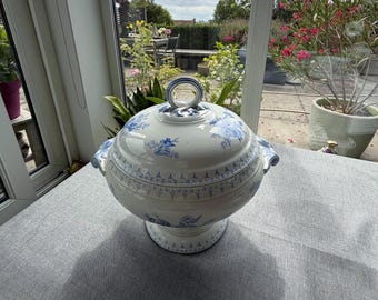 Vintage Sarreguemines Flore soepterrine met deksel, Frans blauw transferware aardewerk, antieke Franse serveerterrine, Franse landelijke decoratie